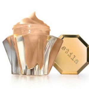 Stila Lingerie Soufflé Skin Perfecting Color - Shade 4 - NIB